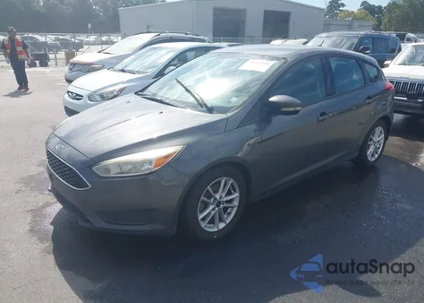 2015 Ford Focus Se z USA, uszkodzony, nr VIN 1FADP3K22FL208973